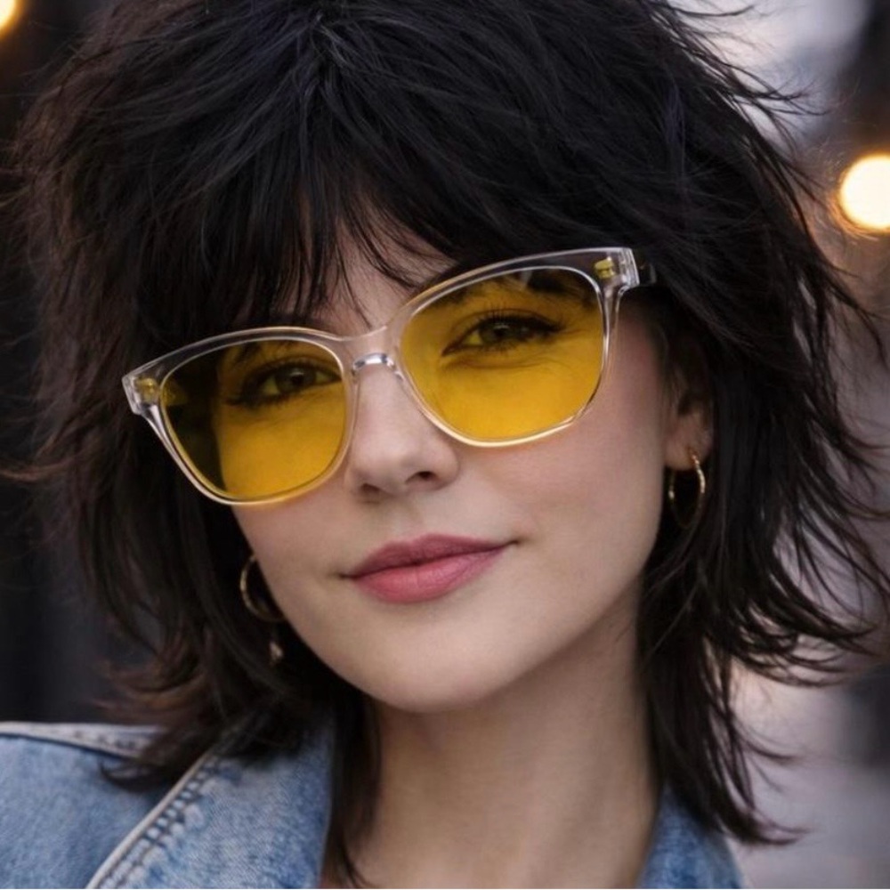 Steve Madden Yellow Lens Sunglasses Clear Frame Modern Chic NWOT